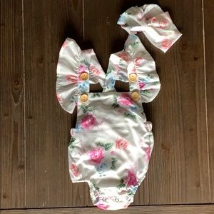 Baby romper with matching head wrap